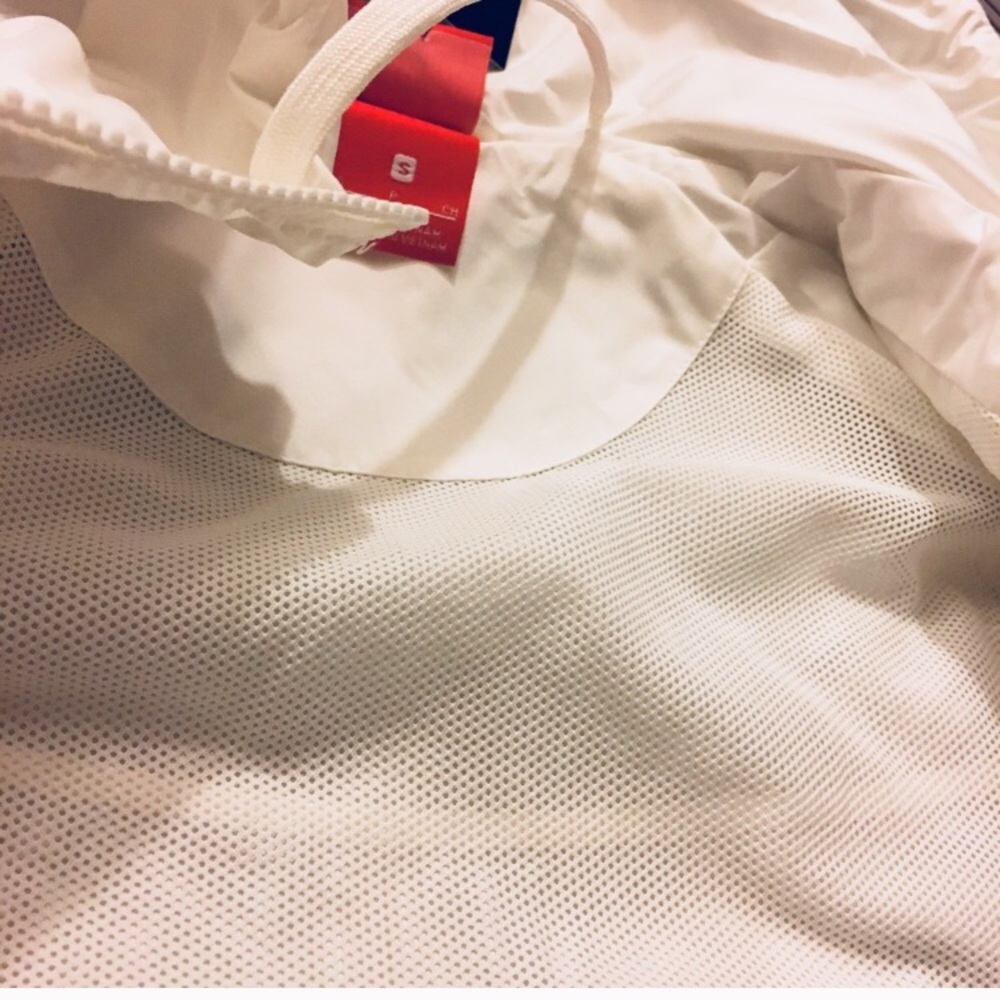 Nike Windbreaker/runner NWT - Picture 8 of 8